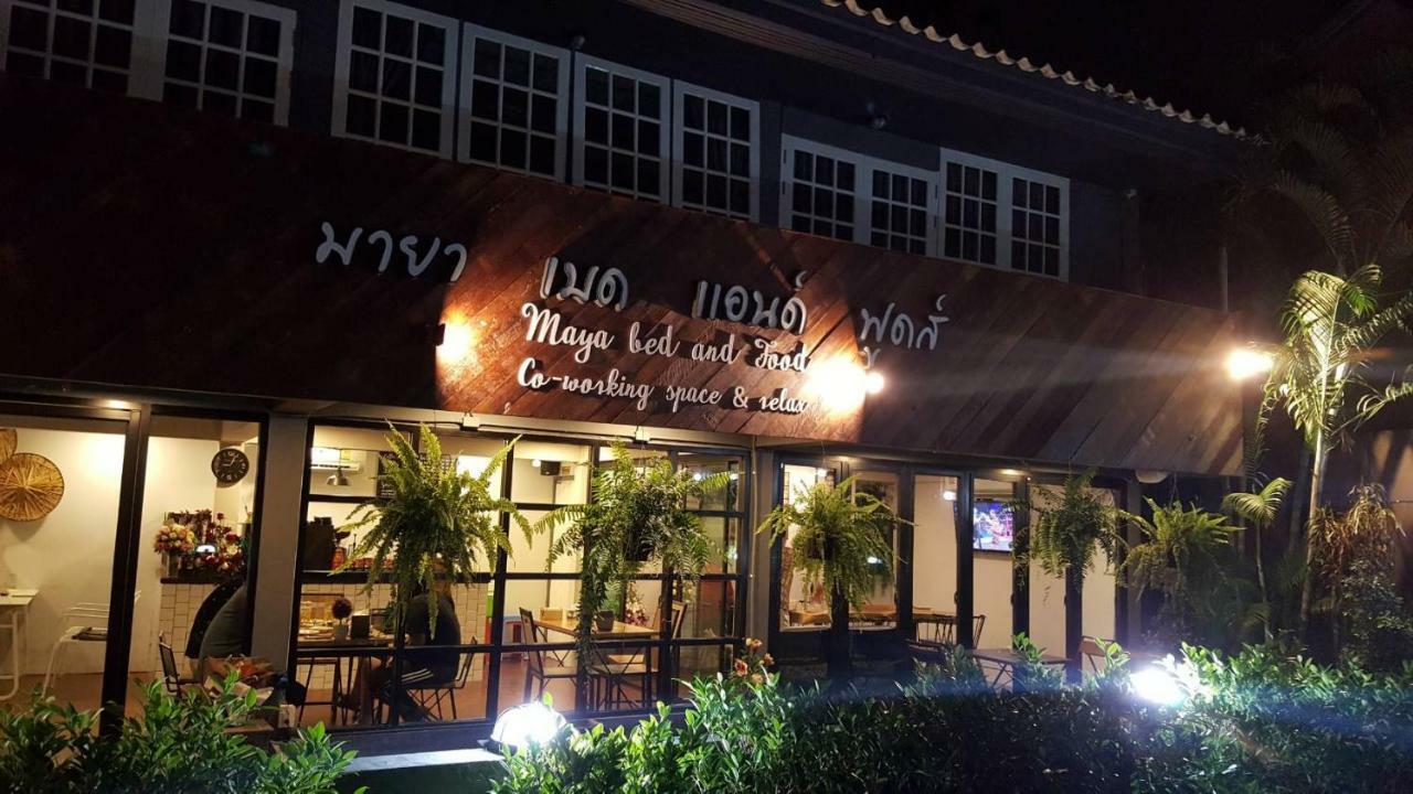 Maya Bed And Food Hostel Chiang Mai Exteriör bild